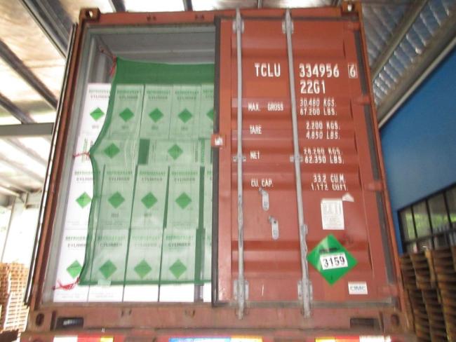 Industry Gas R32 10kg/Cylinder Refrigerant Price 99.9%
