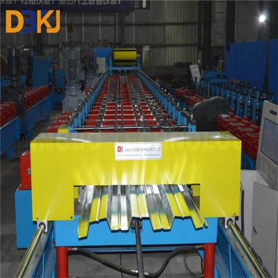 China 22KW Deck Floor Roll Forming Machine High speed Servo Cutting 0.8-1.2mm for sale