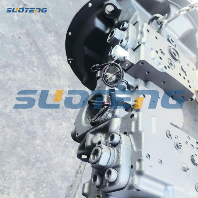 708-2H-00450 Hydraulic Pump detailed view