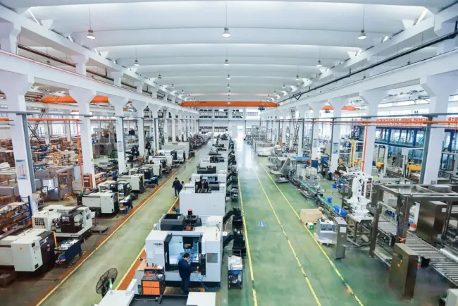 Automated Chemical and Lubricant Filling Machine for Industry
