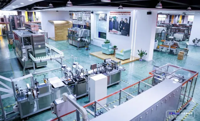 Intelligent Square Pail Filler and Sealer Machine for 5-30 Liters