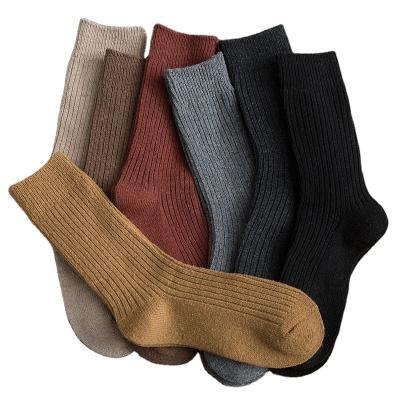 China Uron Socks QUICK DRY Custom Women Socks Custom Design Custom Thermal Sock en venta