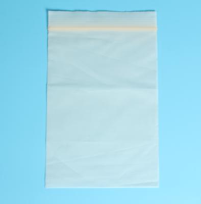 China Sacos Ziplock da embalagem padrão da espessura, sacos de plástico Resealable do espaço livre à venda