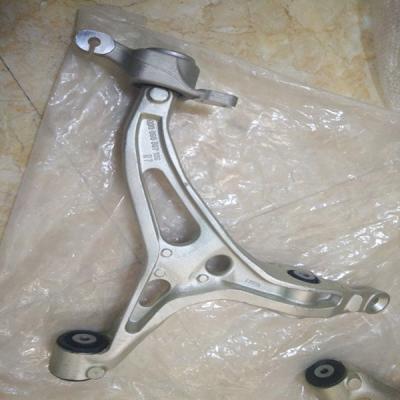China Front Lower Control Arm For Mercedes W164 X164 1643303407 16433035047 ML GL for sale