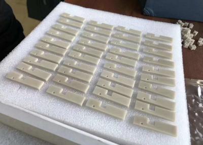 中国 1700C Maximum Temperature Aluminum Nitride Ceramic Seal Rings For Insulation 販売のため