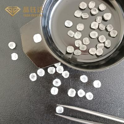 China Un tamaño más grande contra los diamantes sintéticos DEF de la claridad colorea los diamantes crecidos laboratorio crudo para el corte en venta