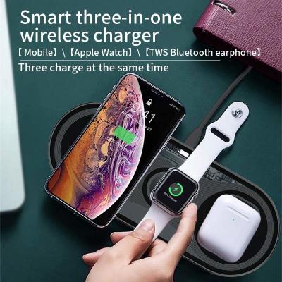 China Multifunctional Fast 15W Smart Watch Wireless Chargers Type C Input for sale