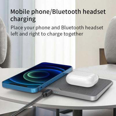 China Dual 15W Fast Wireless Charging Pad For   S20 S21 for sale