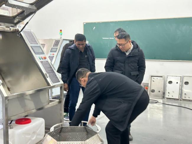 High Pressure Cleaning and Drying Machine for Rubber&Plastic Parts