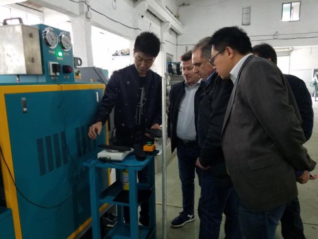 Compression Moulding Press for Rubber Oil Seal