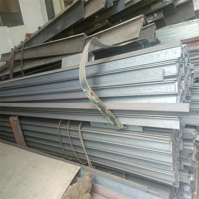 China Q235B Mild Steel T-shape Beam Hot-rolled Welded T-bar 400 * 400 * 10mm Size Customized Length à venda
