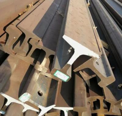 China 60R2 metal de acero rectangular de la vía del tren de la web del trapezoide de la vía ferroviaria UIC54 en venta