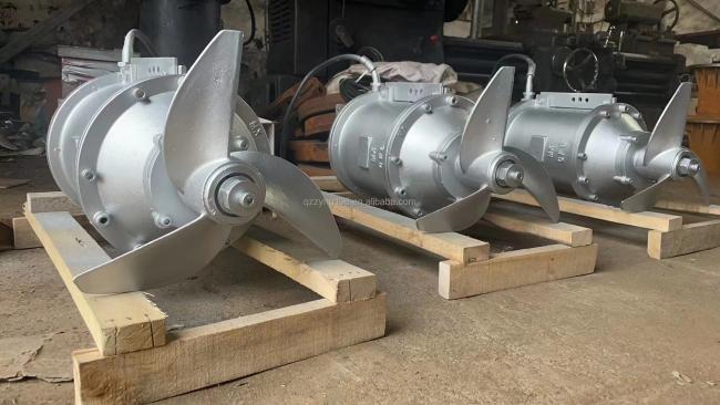 QJB5/12 Submersible mixer 3 impeller material cast iron /SS304