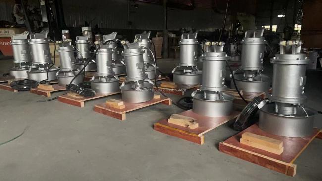 QJB5/12 Submersible mixer 3 impeller material cast iron /SS304