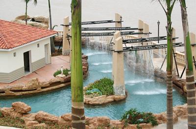 中国 娯楽水公園のための泡によって包まれる不精な川のプール機械はEntainmentを緩めます 販売のため