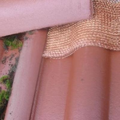Chine Tissage de tricotage de porosité de cuivre douce légère de Gauze Mesh 98% à vendre