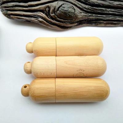 China El usb de bambú cilíndrico 256GB pega memorias USB de madera de encargo para los fotógrafos en venta