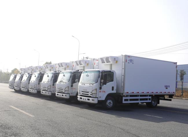 HT-500 Vehicle Refrigeration Unit installation view