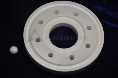 中国 99%のAl2O3アルミナの陶磁器の部品の腐食抵抗力がある3.6g/Cm3 3.9g/Cm3 販売のため