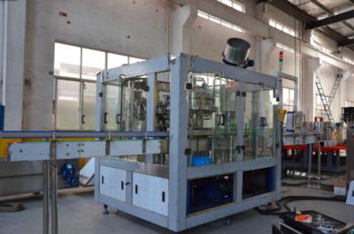 China Glass Bottle Alcohol 3000BPH Carbonated Drink Filling Machine for sale