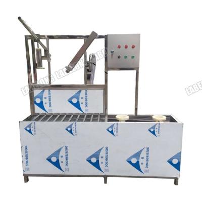 China Manual 220V Washing Capping Pet Bottle Filling Machine for sale