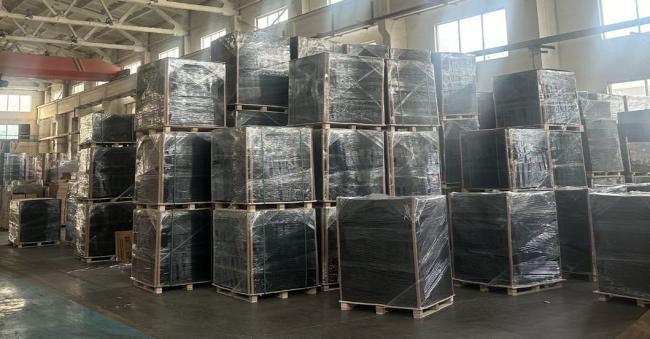 30mm 40mm 50mm Thick Recycled Rubber Flooring Mats with Drainage Channels for Outdoor