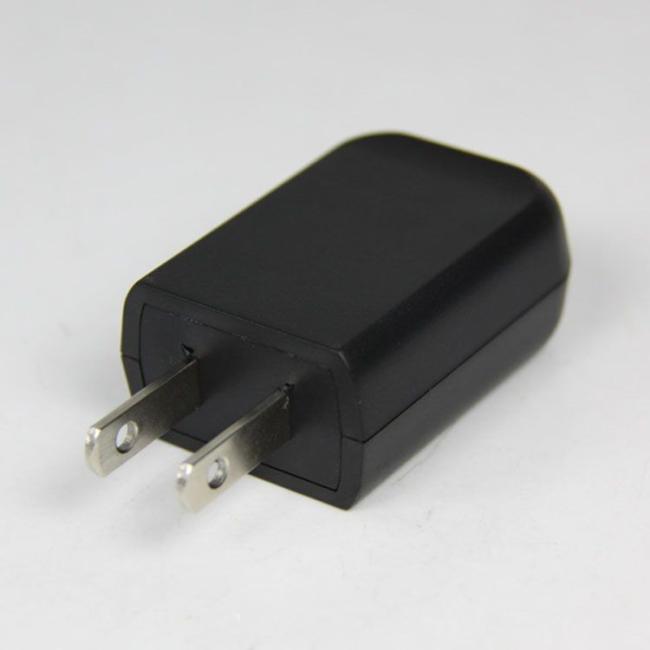2016 Lastest Design High Speed Wholesale Universal Portable USB Charger