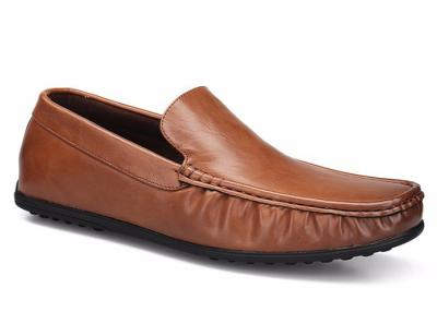China Slip On Mens Soft Moccasin Shoes Genuine Leather  Flats Gommino Driving Shoes for sale