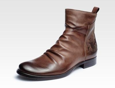 China Botas de calcanhar masculino de pé redondo de couro genuíno Botas de elevador masculino casual à venda
