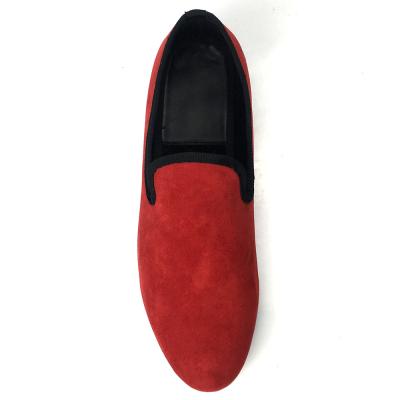 China Royal Style Men'S Velvet Slippers Embroidered Mens Velvet Burgundy Loafers for sale