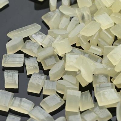 China Solid EVA Plastic Granules Hot Melt Adhesive For Clothing Sealing for sale