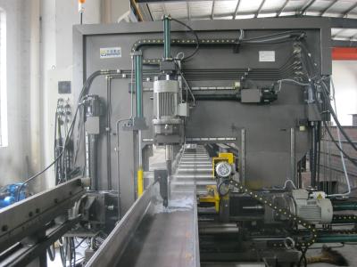 China Linha automática completa eficiência elevada da máquina de perfuração do feixe do CNC H na fabricação da construção de aço à venda