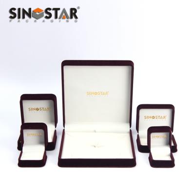 China Customized Jewelry Display Sets Stackable Acrylic Space Saving for sale
