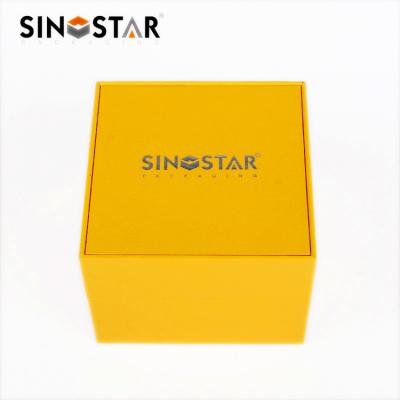 中国 Printed Logo Cardboard Paper Gift Box Lid Closure Type No Waterproof 販売のため