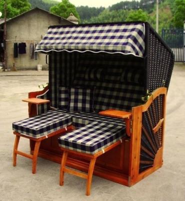 China Brown Wood And Resin Wicker Roofed Beach Chair & Strandkorb , UV Resistant for sale