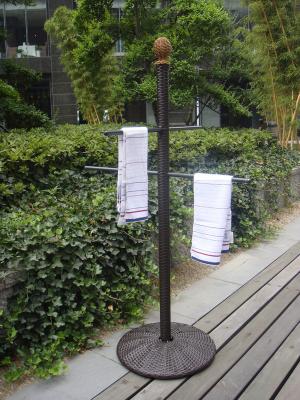 China UV Resistant Waterproof Wicker Shower For Outdoor Garden Pool for sale
