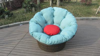 China Round shape garden daybed wicker rattan beach swivel chair in all weather for sale