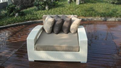 China Outdoor Rattan Furniture Lounge Sofa , Luxury Conservatory Sofa Bed for sale
