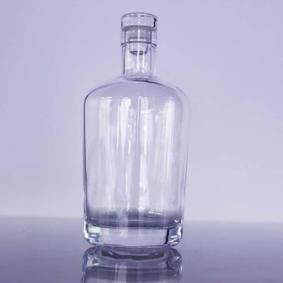 China Bourbon XO Mini Spirit Bottle Oval Crystal Whiskey Glass Vodka Bottle for sale