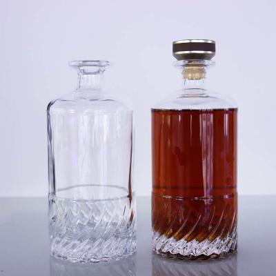China Synthetic Cork 900g Bourbon Glass Bottle 1000ml Unique Premium ISO9001 for sale