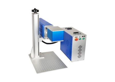 Chine Machine de marquage au laser à 50 W de CO2 5000 mm/s pour l'artisanat et le marquage plastique à vendre