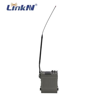 中国 軍の網の狭帯域の電池式携帯用基地局50-70km VHF UHF IP67 販売のため