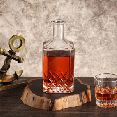 China Healthy Glass Decal Square Bottle For Design Grade Crystal Glass Vodka for sale