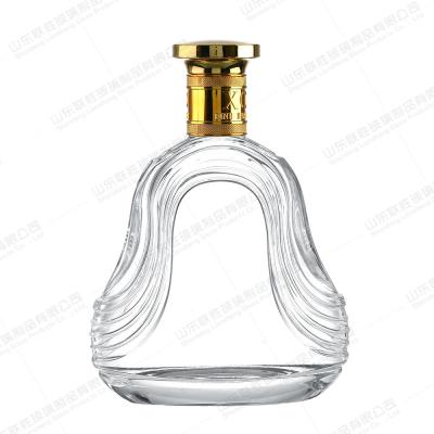 China Glass Lid Personalised Whiskey Bottle 200ml 500ml 700ml 750ml For Beverage And Industrial for sale