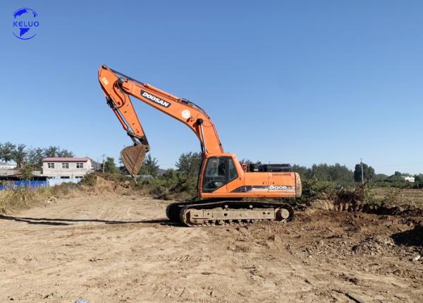 Quality Mechanical Used Doosan Excavator DH300L-7 Used Digger for sale