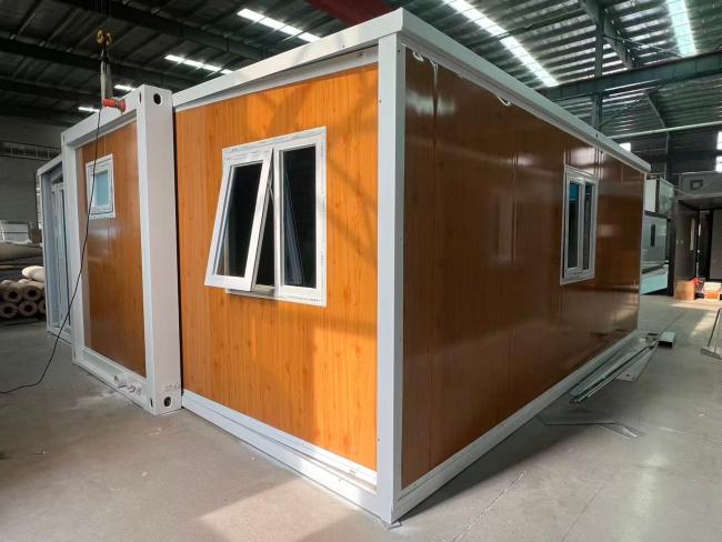 Expandable Container House