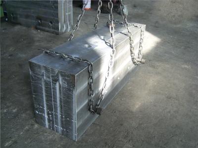 China Forjamentos de aço pesados feitos sob encomenda industriais CES/ESR LF/VD para a largura aeroespacial 300 - 1200mm à venda