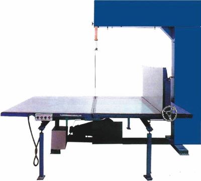 China Manual Precision Sponge Cutting Machine 1.74KW for Square Foam Block Cutting for sale
