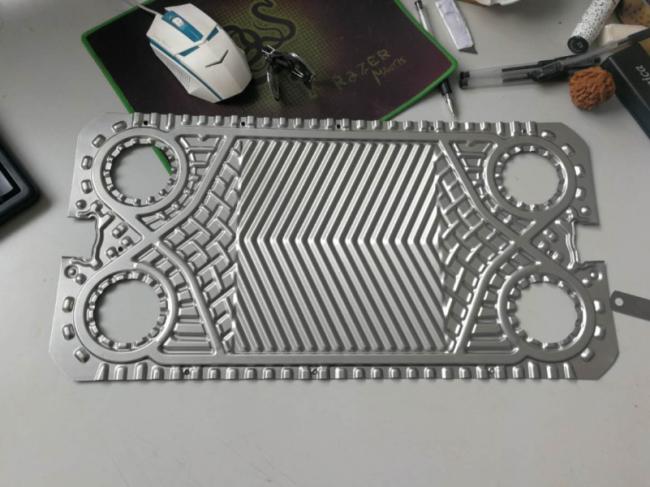 100% Equivalent Stainless Steel Titanium Ssi316L Nt50t Heat Exchanger Plate