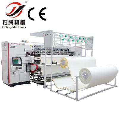China Alta velocidad 2450mm durable cama de hojas de fabricación de la máquina multi aguja Quliting en venta